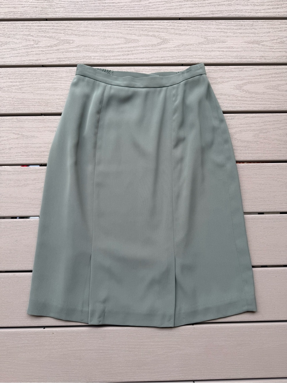 Amanda Smith Woman Sage Green Lined Midi Skirt Size 14W Classic Career Office